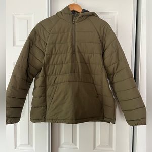 Stoic Rain/lightweight jacket. Pullover with side zips and front pocket.